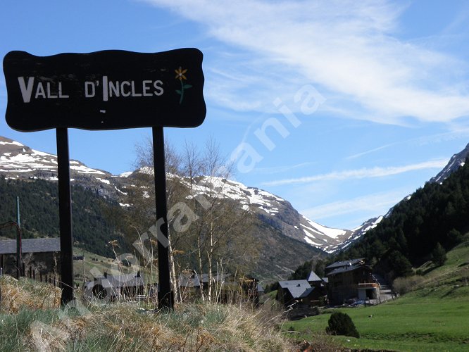 Vallée d'Inclès Andorre + Étang de Juclar